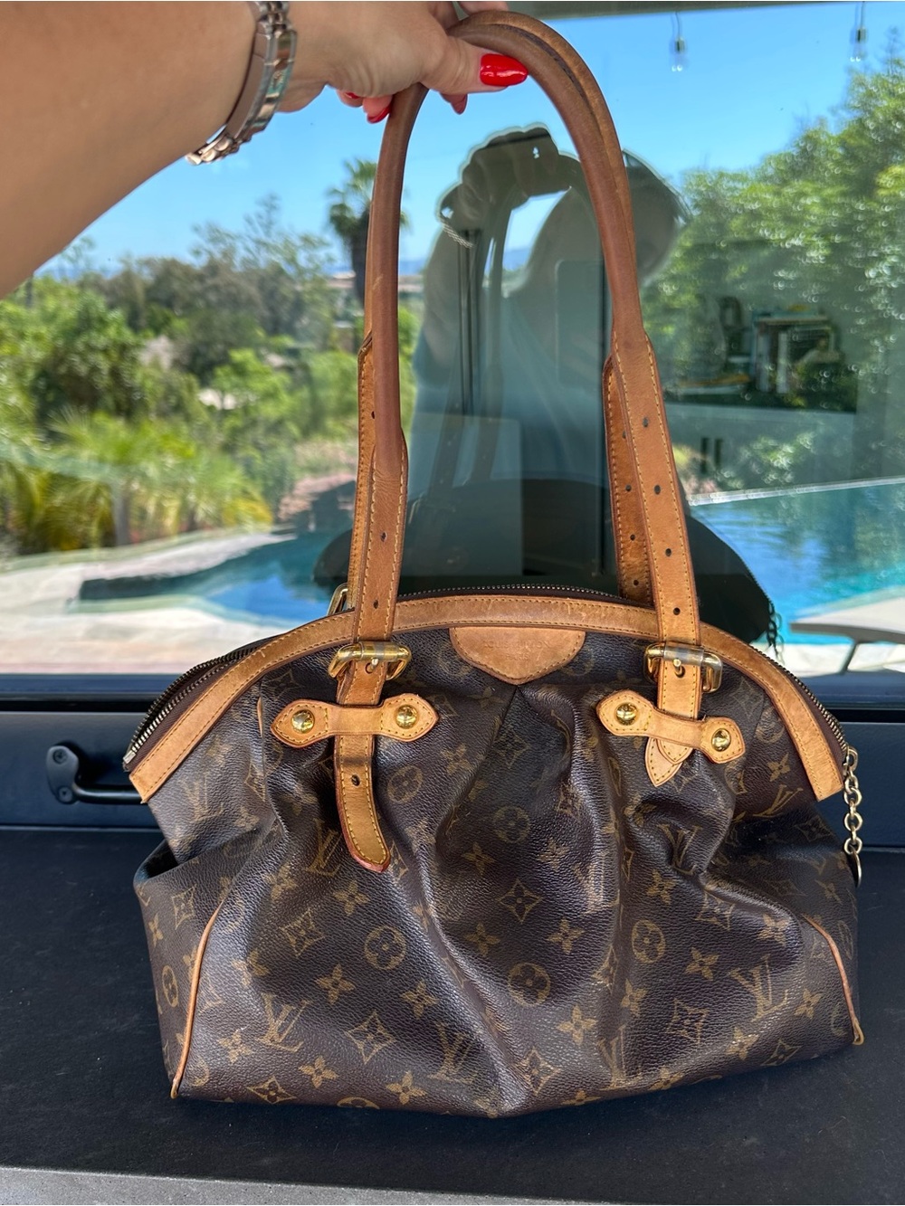 Louis Vuitton Tivoli Monogram Canvas Shoulder Bag